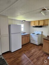 Building Photo - 134 Hussey Mhp Ln