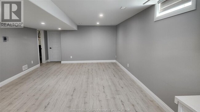Building Photo - 4416 Belmont Ave