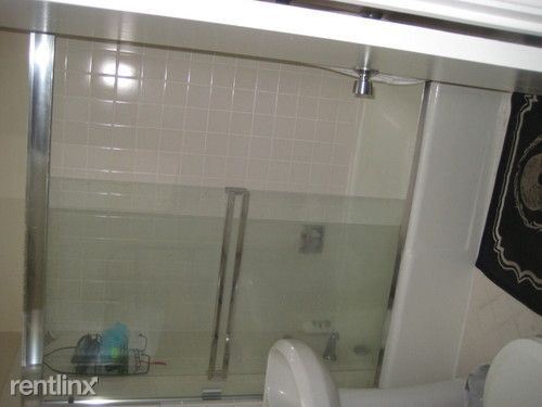 Building Photo - 1 br, 1 bath Apartment - 364 Delmas Ave