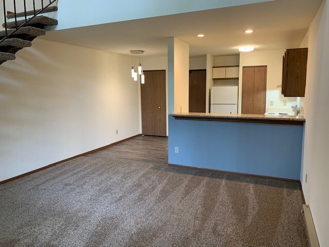 Foto del edificio - Pine Crest Apartments