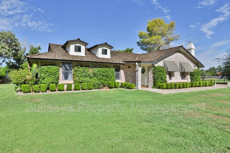 Photo - 2672 E. Mesquite St.