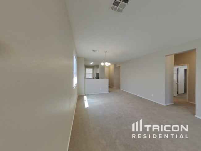 Building Photo - 46025 W Sheridan Road Maricopa AZ