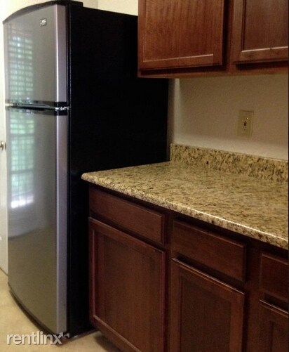 Foto del edificio - 5115 Cedar Springs Rd