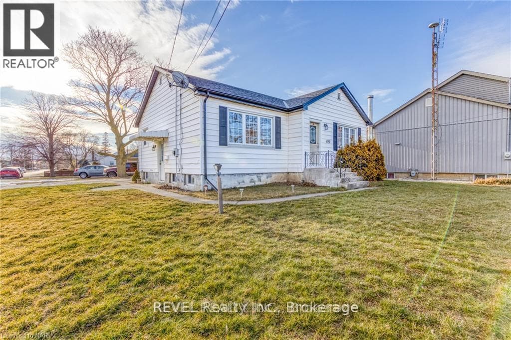 Primary Photo - 397 Grantham Ave