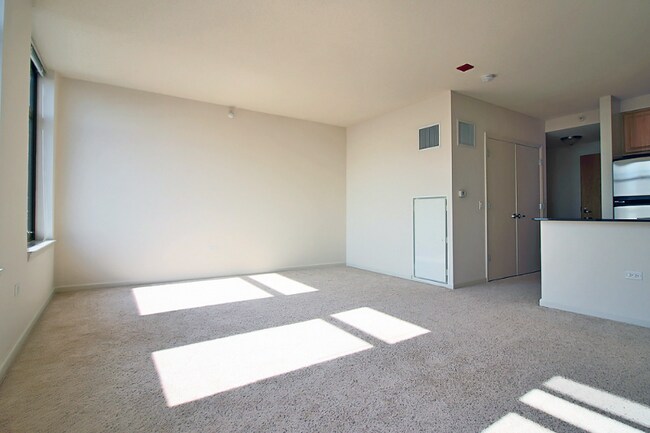 Foto del edificio - 353 N Jefferson St