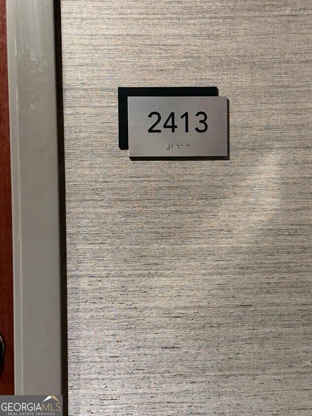 Foto del edificio - 400 W Peachtree St NW