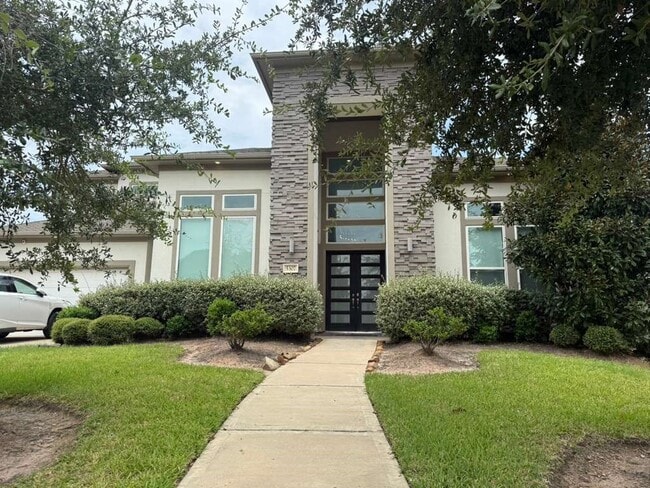 Building Photo - 5307 Streamside Trl