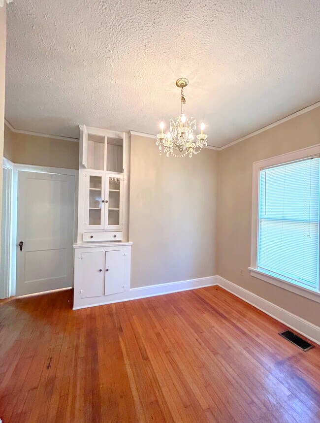 Foto del edificio - 607 Kirby Pl