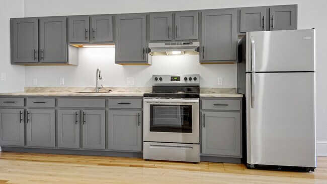 Building Photo - 341 Water St