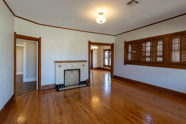 Foto del edificio - Charming 3BR/2BA Home Near OU Health – 141...