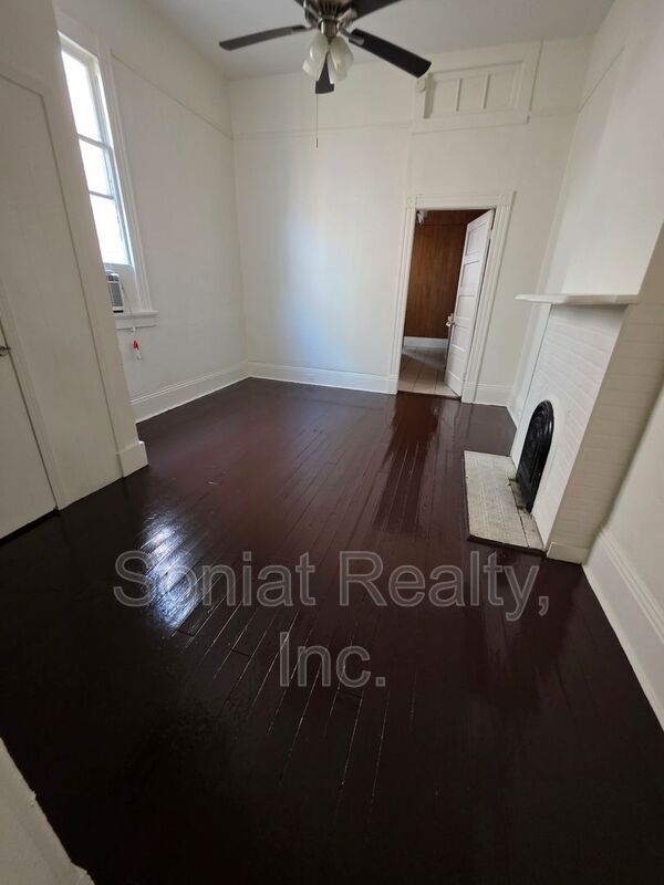 Foto del edificio - 311 S Scott St