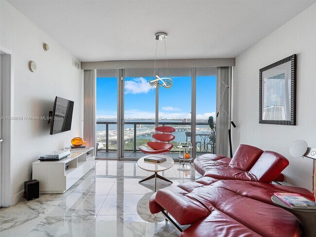 Foto del edificio - 888 Biscayne Blvd