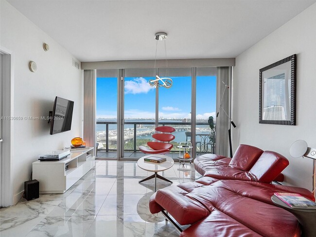 Building Photo - 888 Biscayne Blvd