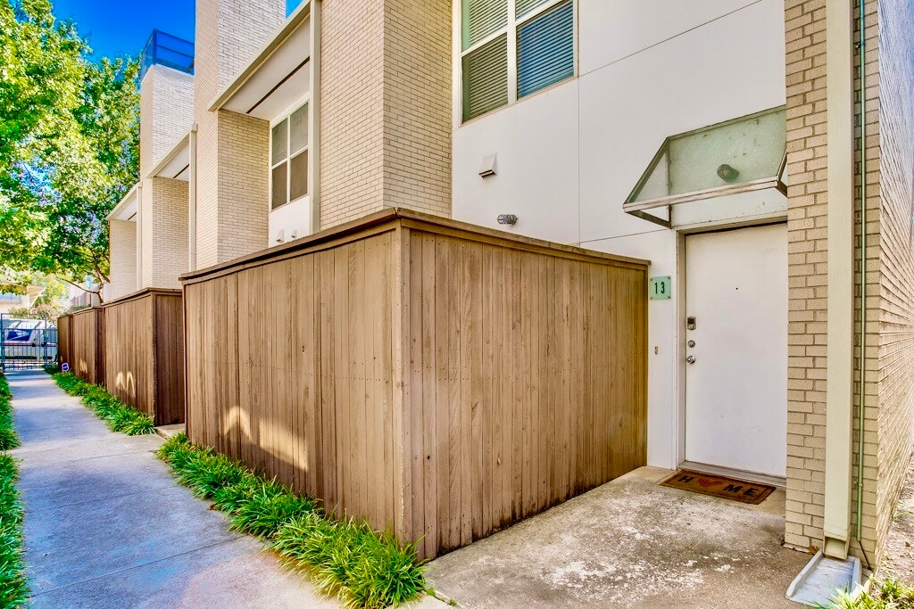 Foto principal - 4125 Cole Ave