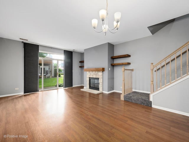 Building Photo - 835 Genesee Dr