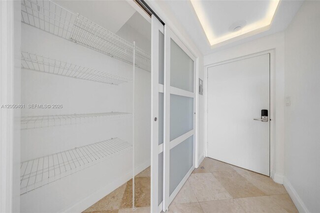 Foto del edificio - 720 Collins Ave