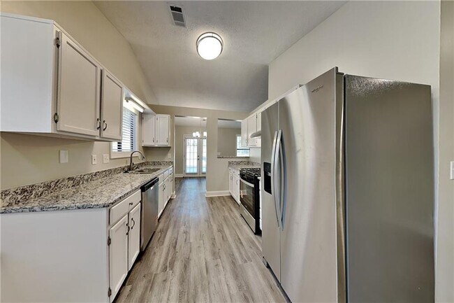 Foto del edificio - 3404 Owens Pass NW