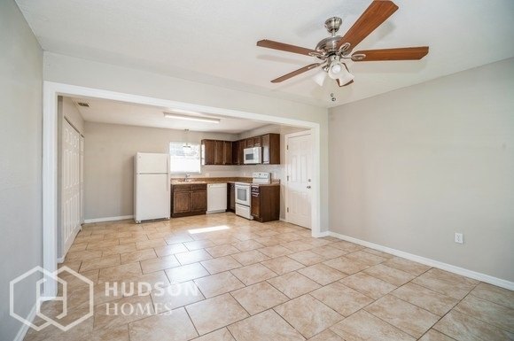 Foto del edificio - NOW AVAILABLE! 849 Talmadge Avenue Southea...