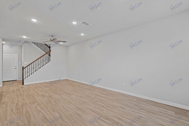 Building Photo - Beautiful 3-bed 2.5-bath home in Mesquite!