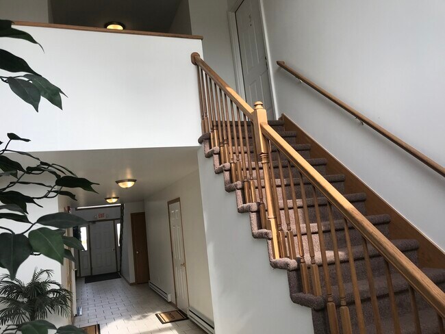 Building Photo - 1420 Wingo Turn