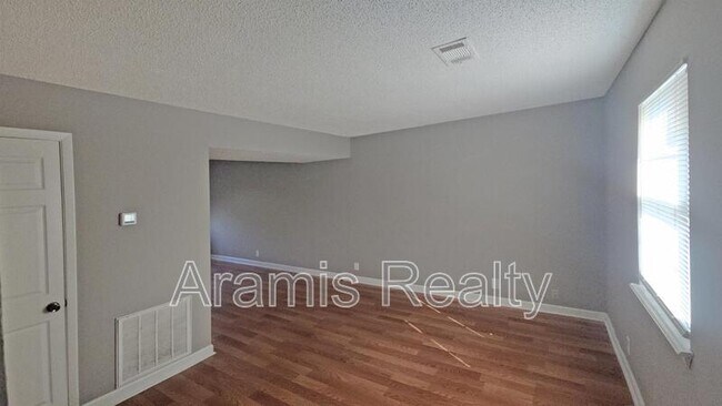 Foto del edificio - 3712 Case St