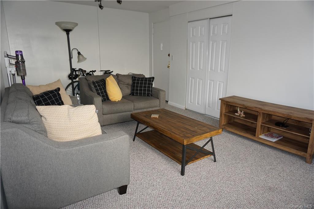 Primary Photo - 3311 Giles Pl