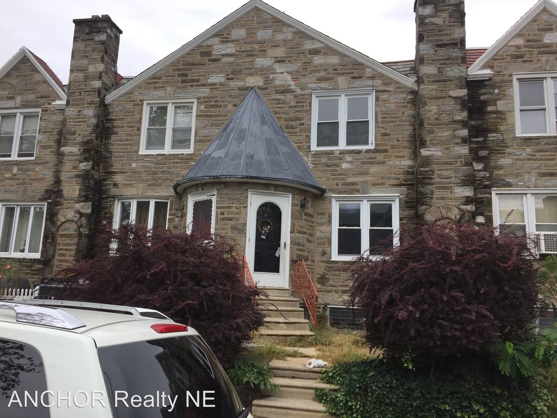 Primary Photo - 6632 Lynford St