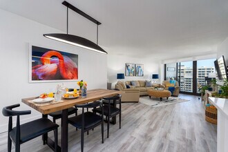 Building Photo - 380 Seaview Ct