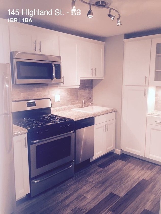 Foto principal - 145 Highland St