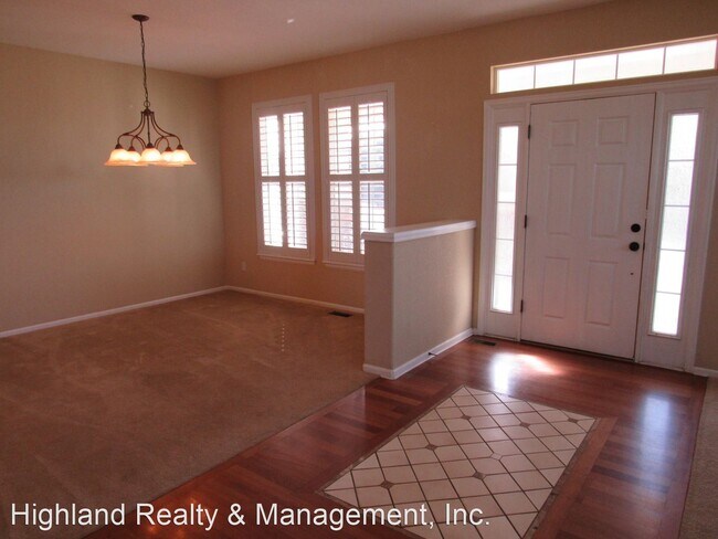 Building Photo - 5 br, 3.5 bath House - 14502 Stargazer Dr
