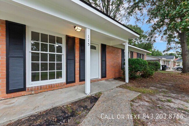 Building Photo - 115 Clarine Dr