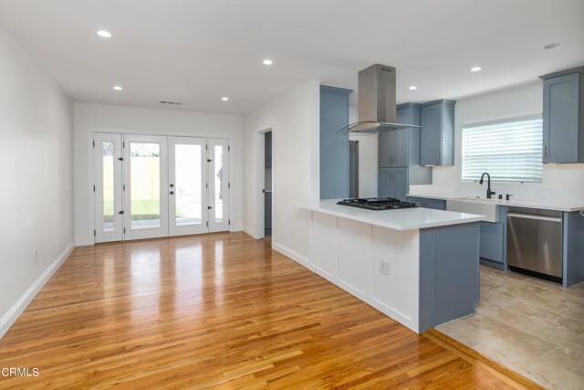 Building Photo - 2065 Casa Grande St