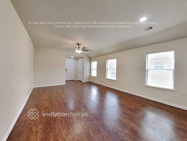 Foto del edificio - 12623 Mountain Daisy Rd