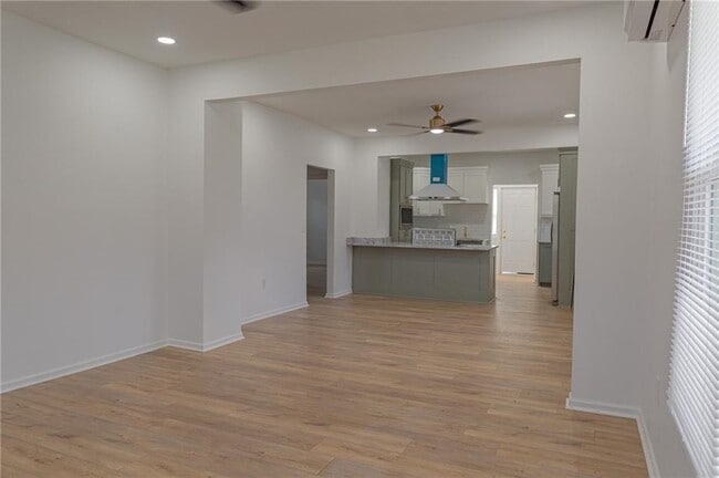 Foto del edificio - 817 Maple St