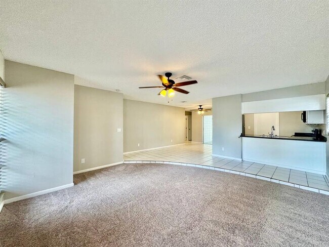 Foto del edificio - 4019 W Nassau St