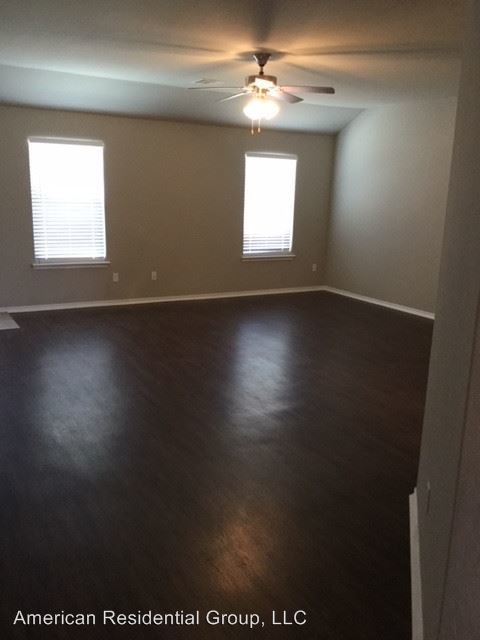 Building Photo - 3 br, 2 bath House - 2901 Cider Mill Lane