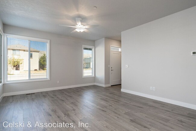Building Photo - 4567-4567 Barbera St