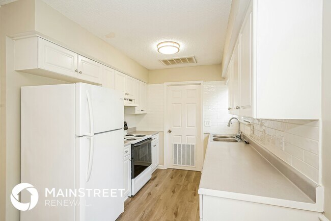 Foto del edificio - 421 Jonquil Ct