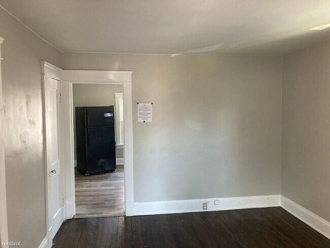 Foto del edificio - 2 br, 1 bath Duplex - 3900 Behrwald Avenue Up