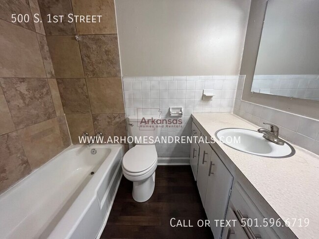 Foto del edificio - 500 S 1st St