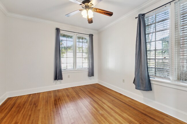 Foto del edificio - 3259 Carlotta St