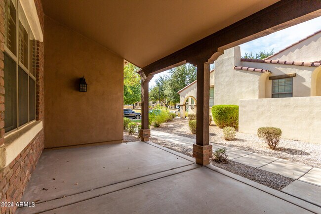 Foto del edificio - 13343 N 152nd Ave