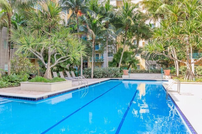 Foto del edificio - 6001 SW 70th St