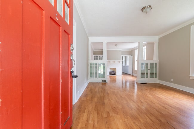 Photo - 2004 Walker Ave House