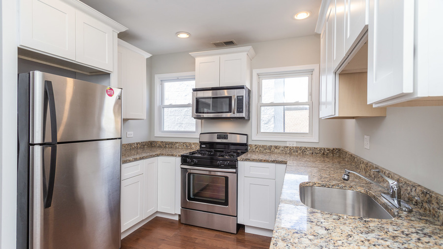 Foto principal - 2626 W Armitage Ave