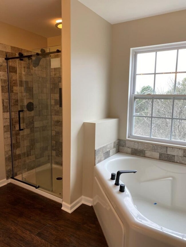 Building Photo - 2 bedroom in Sugar Grove IL 60554
