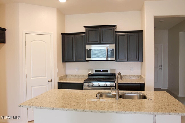 Foto del edificio - 4102 Ellerthorpe Ave