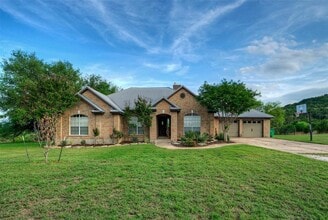 Building Photo - 511 Chaney's Crossing