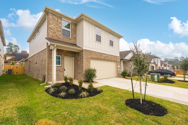 Building Photo - 8570 Blueberry Ash St