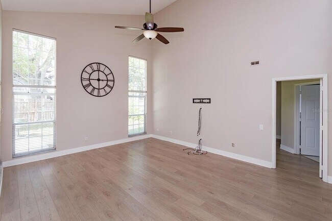 Foto del edificio - 836 Garden Glen Loop